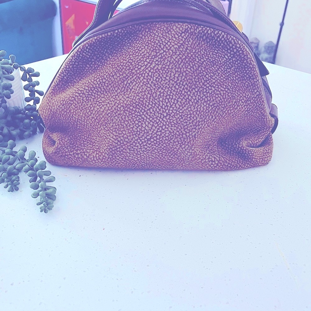 Chic Brown Textured Borbonese brand